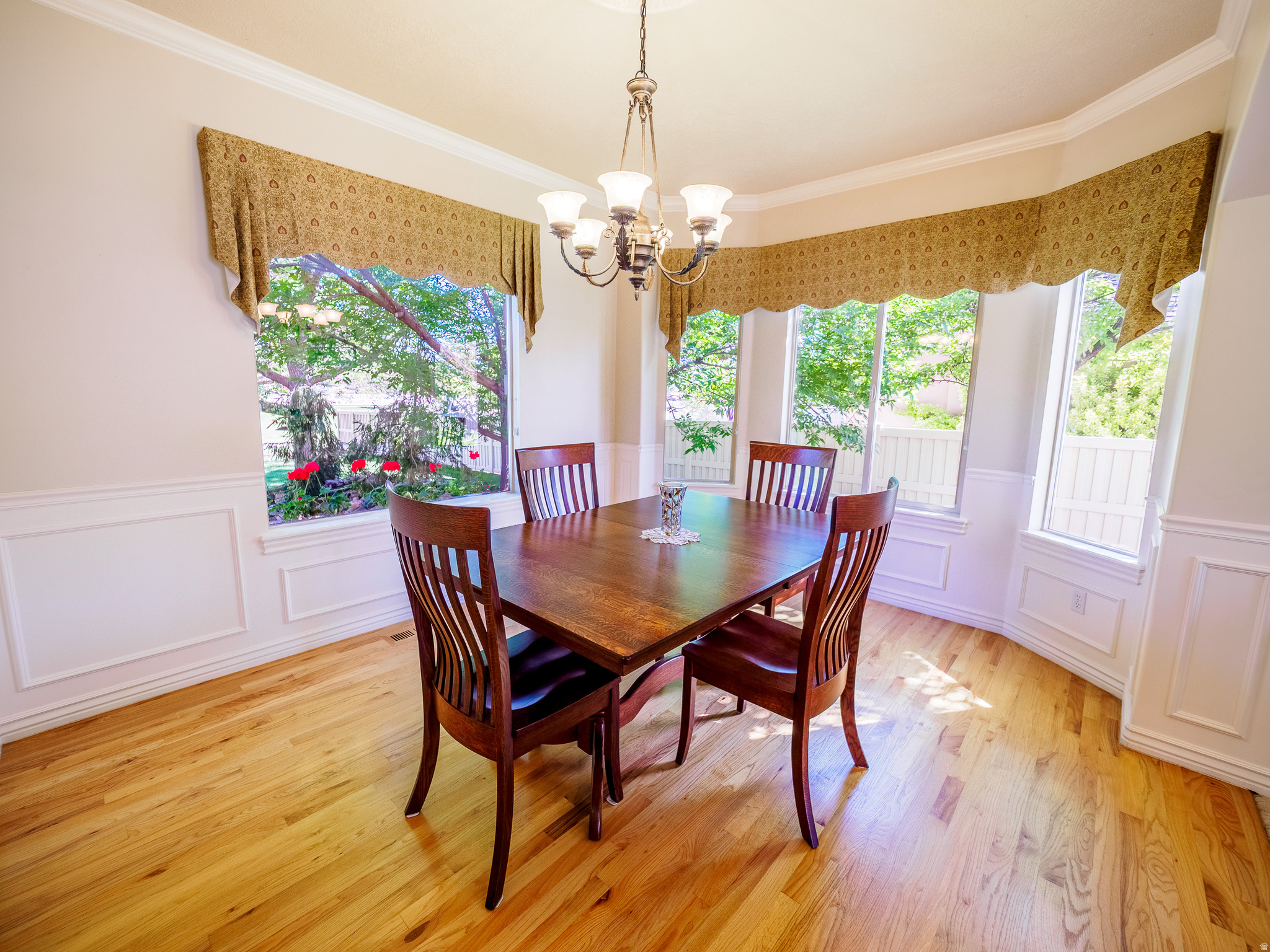 QUAIL HOLLOW - Residential
