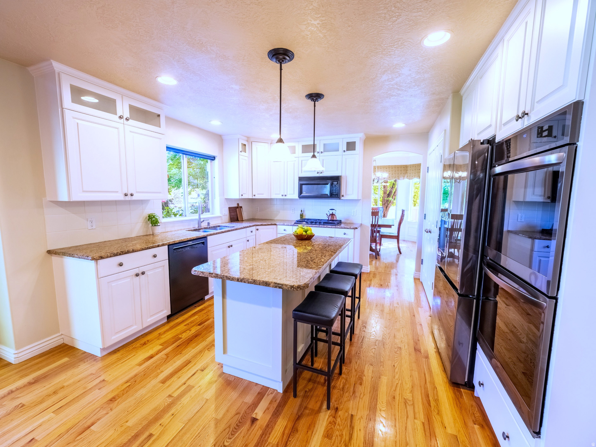 QUAIL HOLLOW - Residential