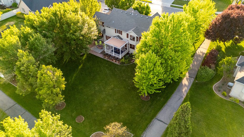 Photo of 1001 MILL SHADOW DR, Kaysville, UT 84037 (MLS # 2160326)