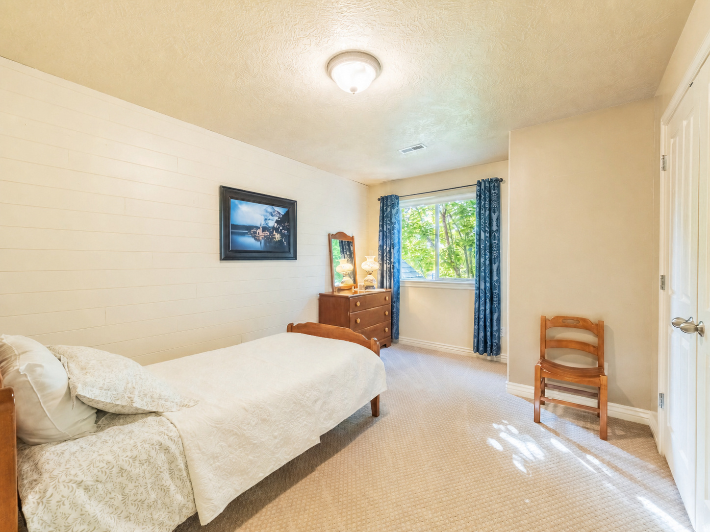 QUAIL HOLLOW - Residential