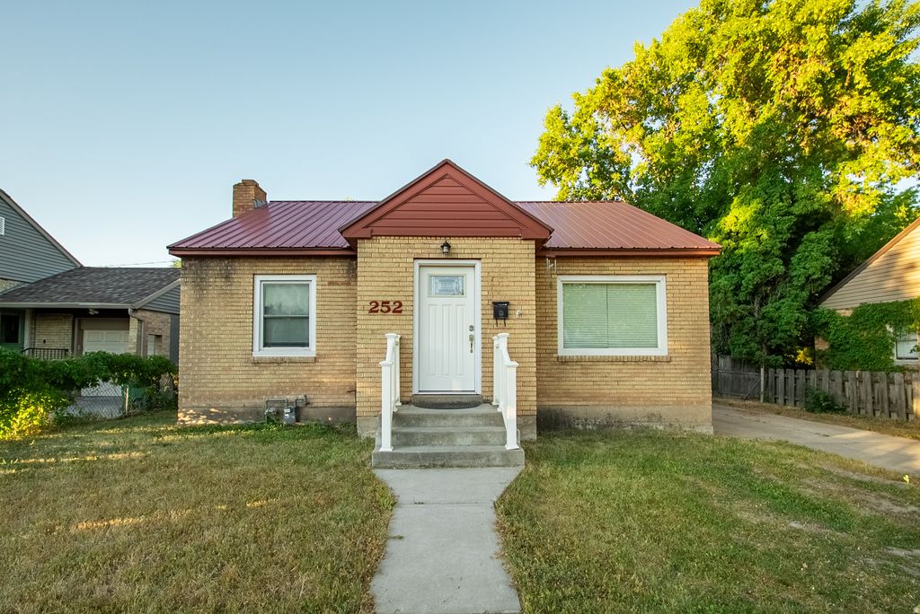 Photo of 252 E 1000 N, Logan, UT 84321 (MLS # 2143702)