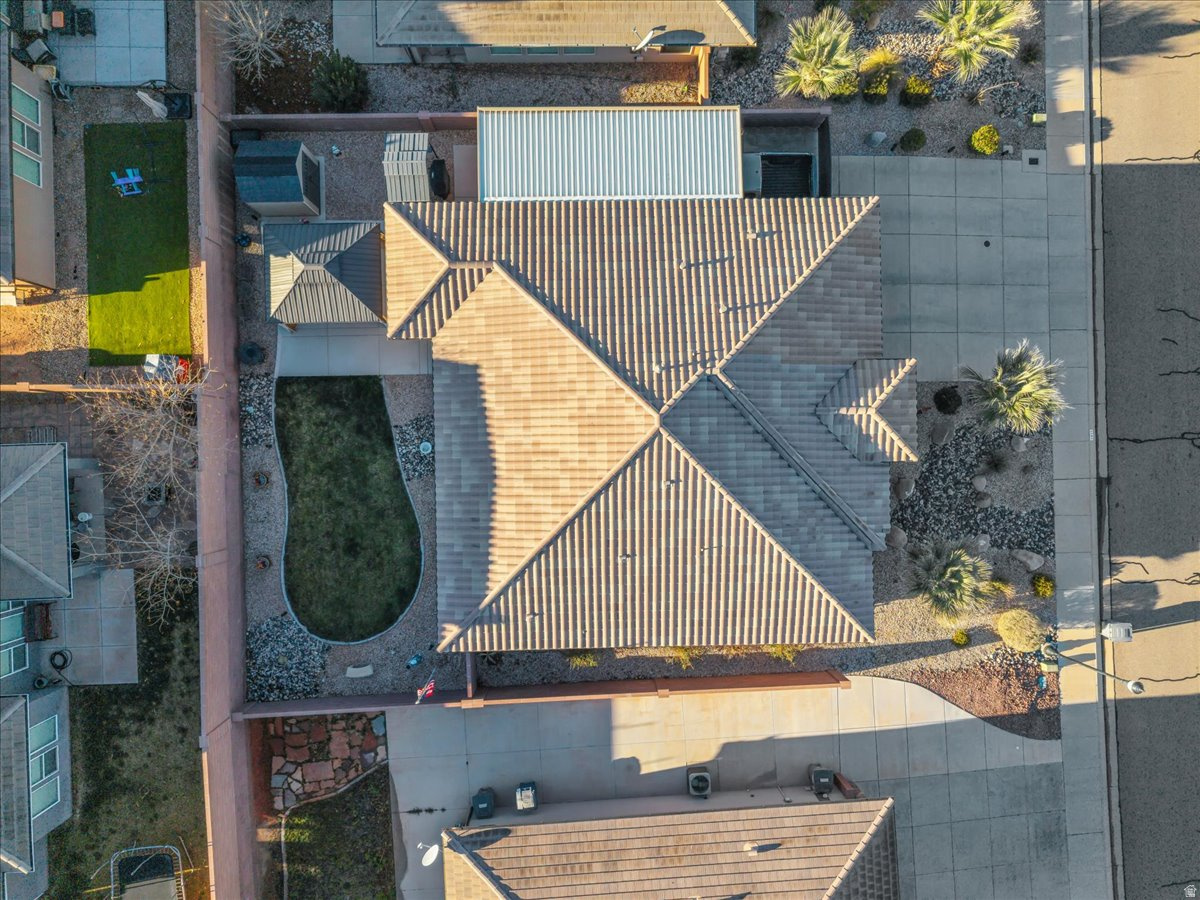 DESERT CREST PH 1 - Residential