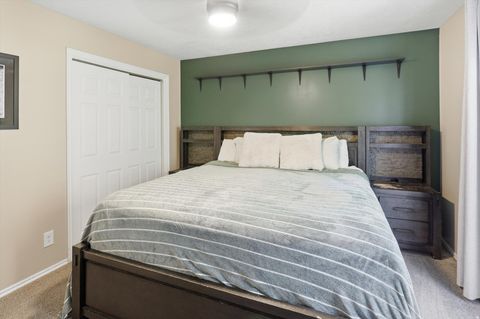 Tiny photo for 522 S COUNTRY CREEK DR, Layton, UT 84041 (MLS # 2166873)