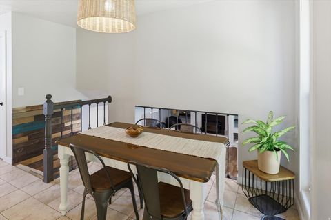 Tiny photo for 522 S COUNTRY CREEK DR, Layton, UT 84041 (MLS # 2166873)