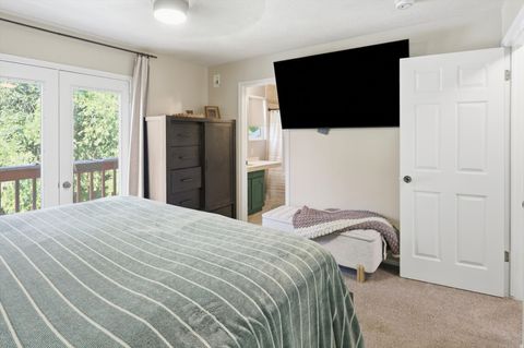 Tiny photo for 522 S COUNTRY CREEK DR, Layton, UT 84041 (MLS # 2166873)