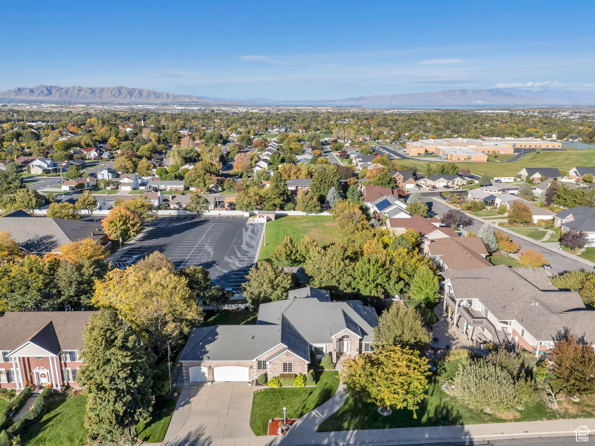 WILLOW RUN - Residential