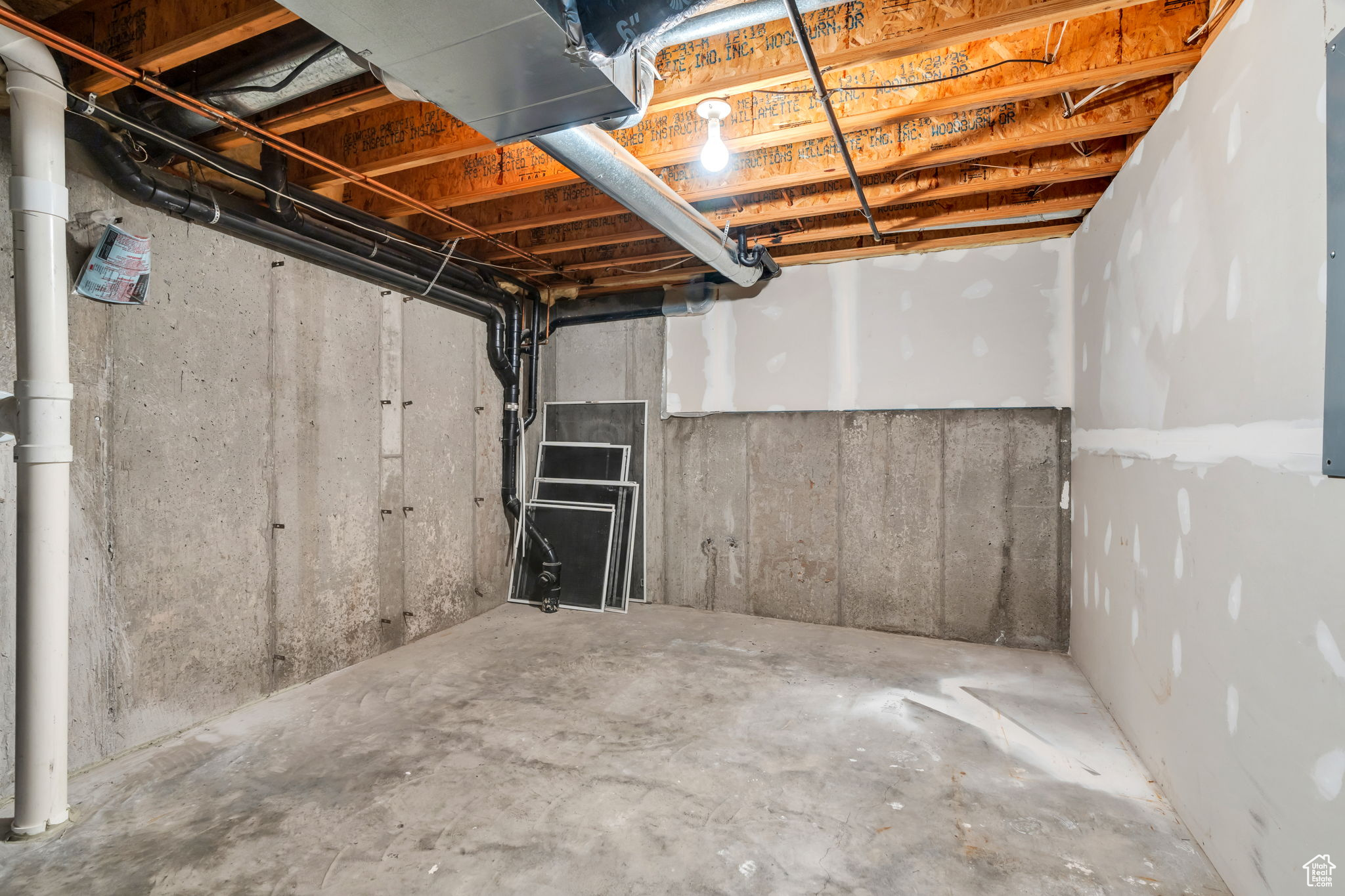 WILLOW RUN - Residential