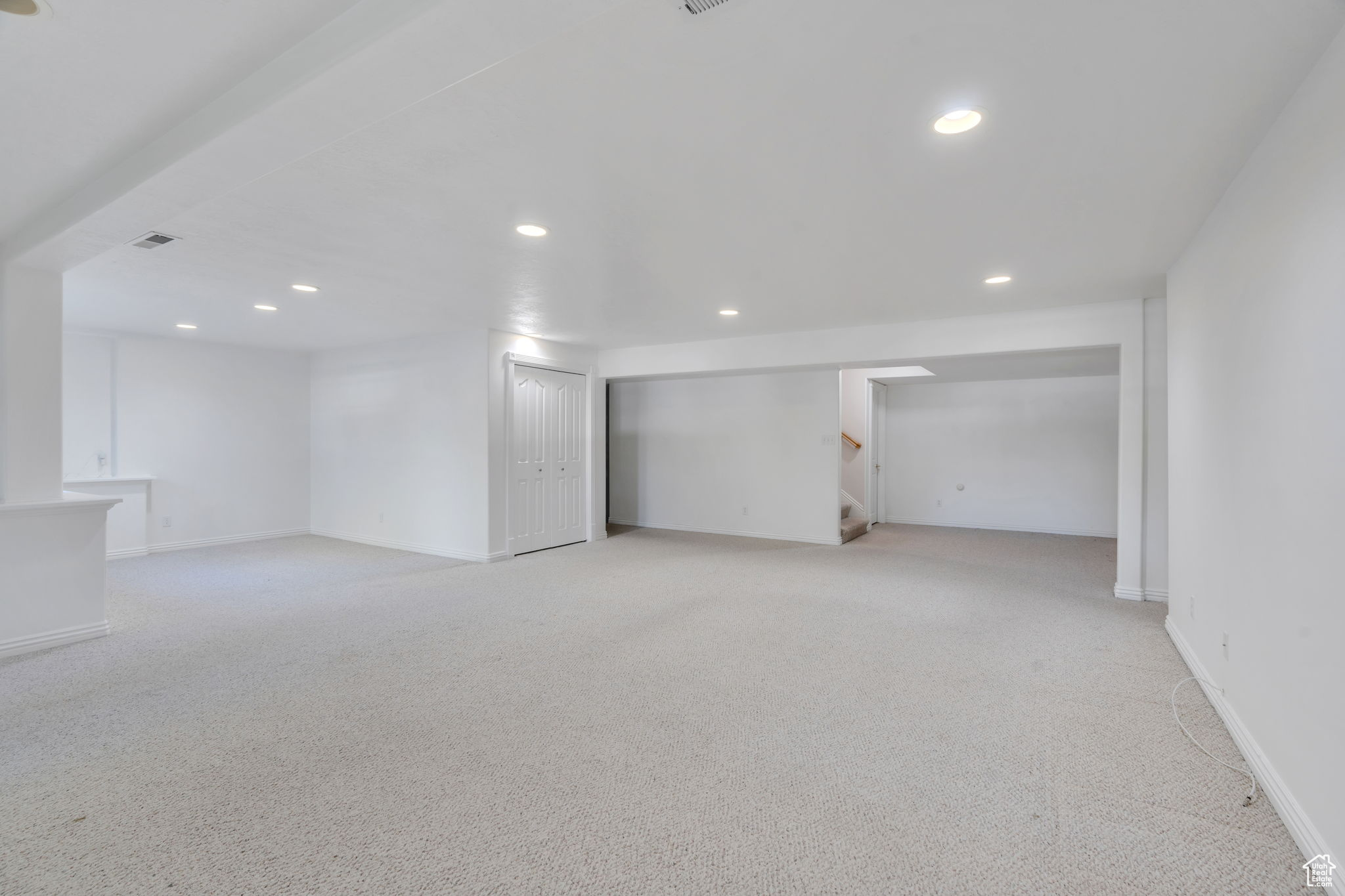 WILLOW RUN - Residential