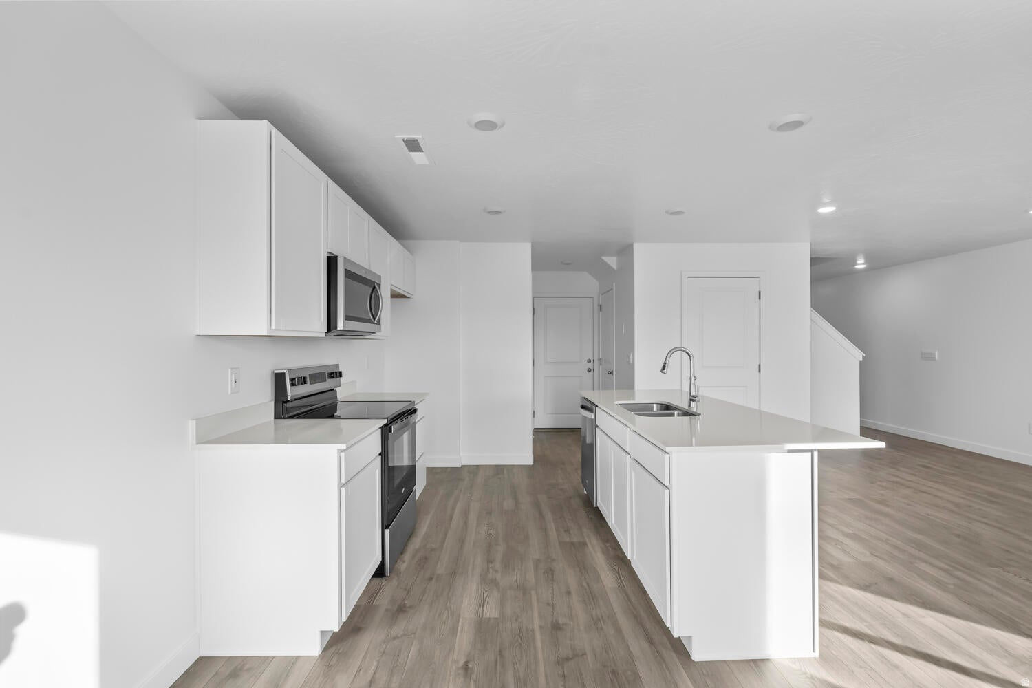 LONG VALLEY - Residential