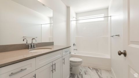 Tiny photo for 21 S CRIMSON WAY #310, Mapleton, UT 84664 (MLS # 2109738)