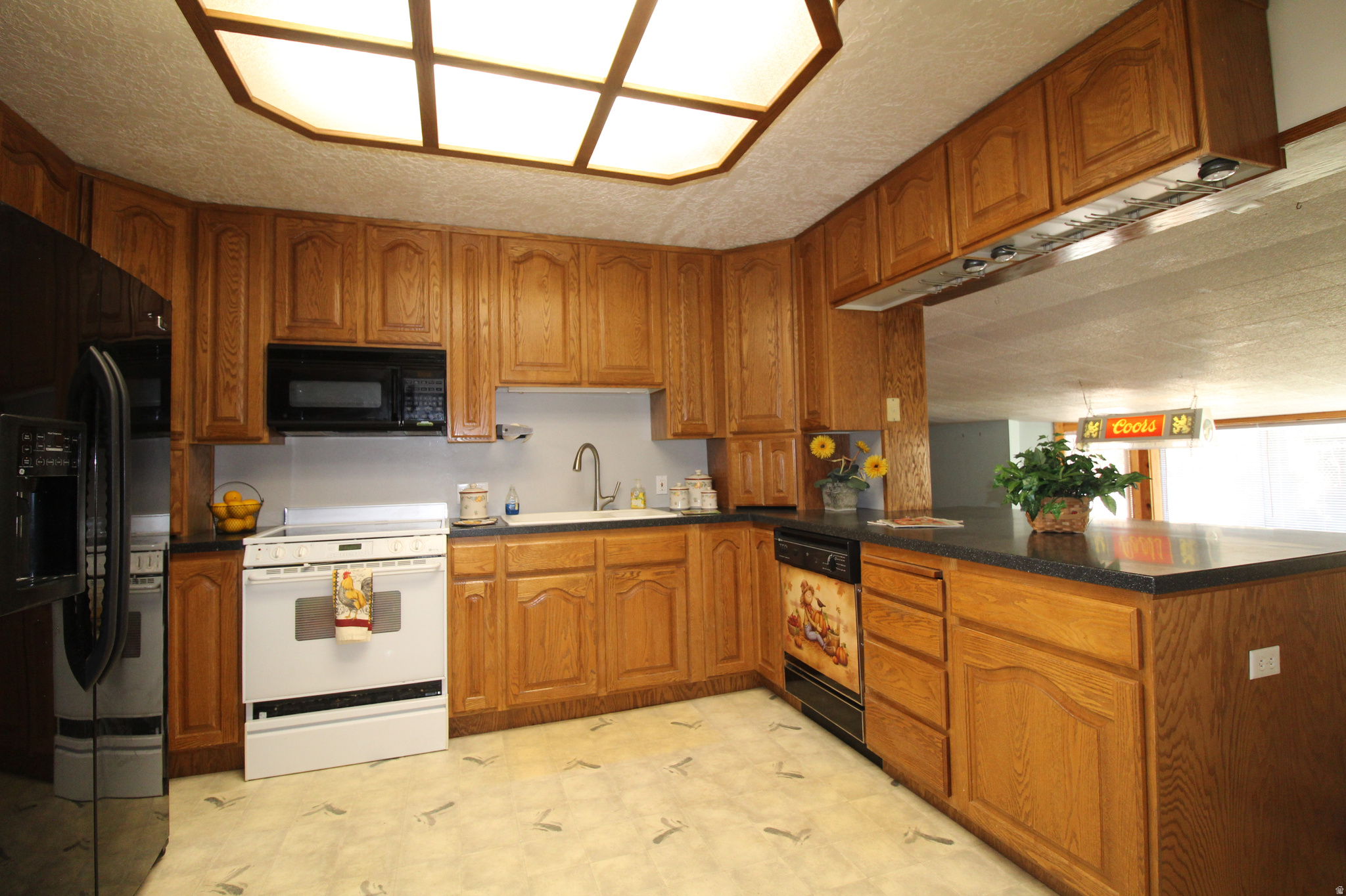 EL RANCHO - Residential