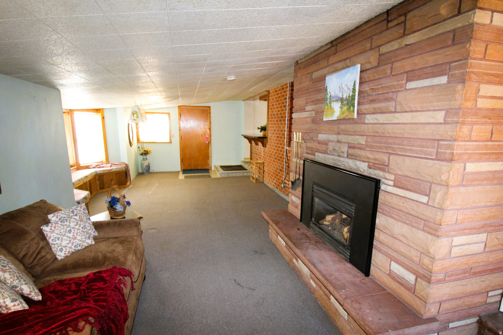 EL RANCHO - Residential