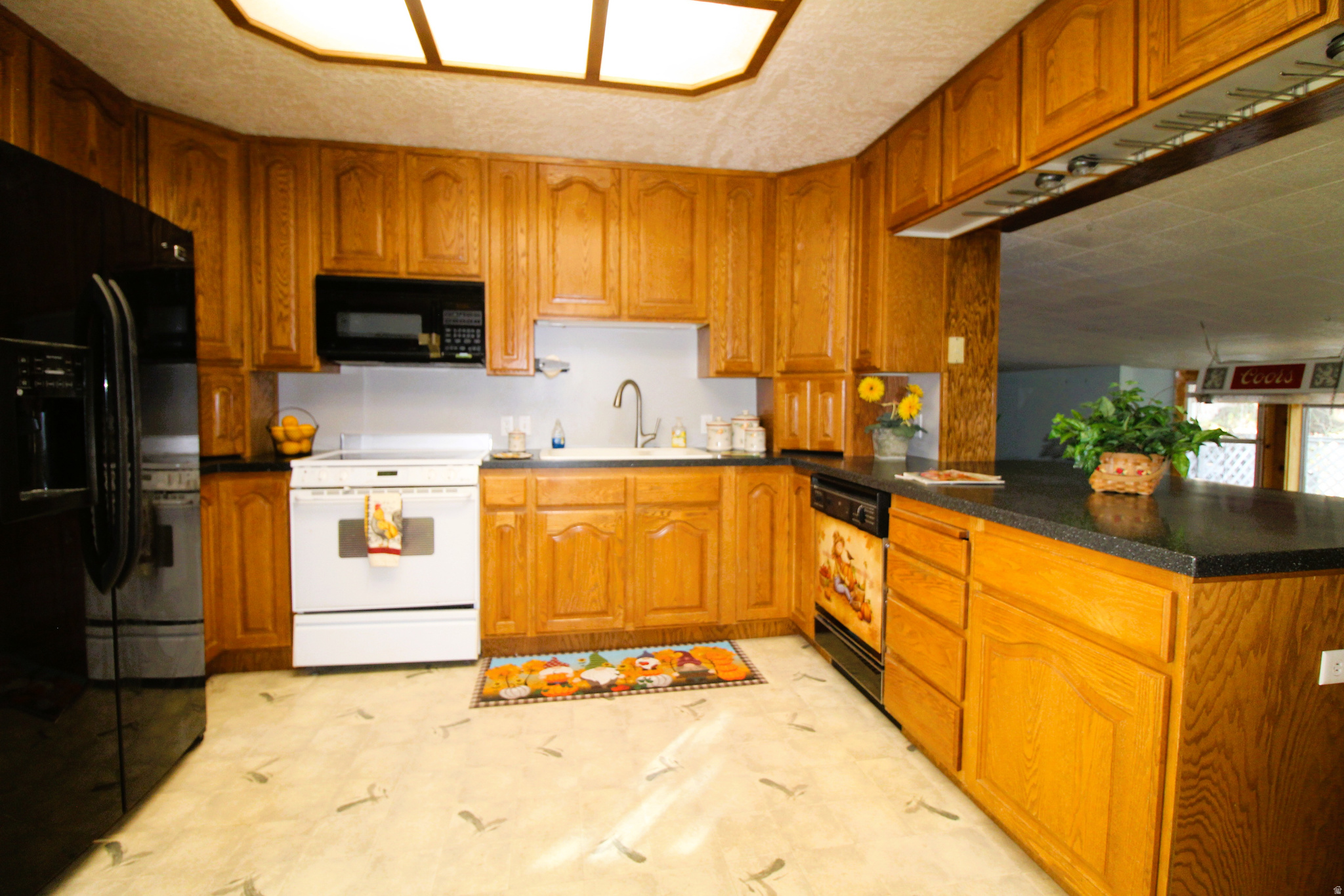 EL RANCHO - Residential