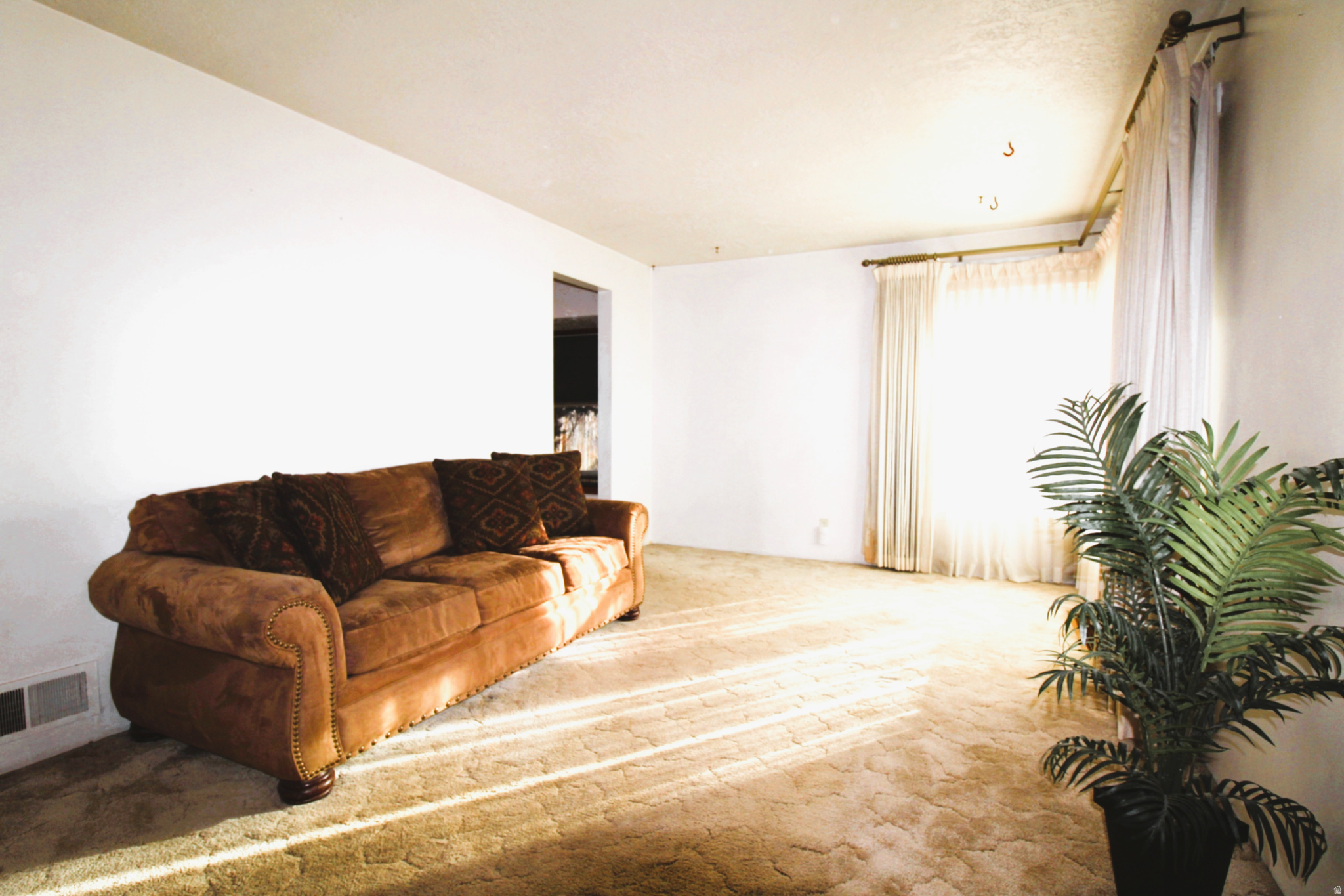 EL RANCHO - Residential