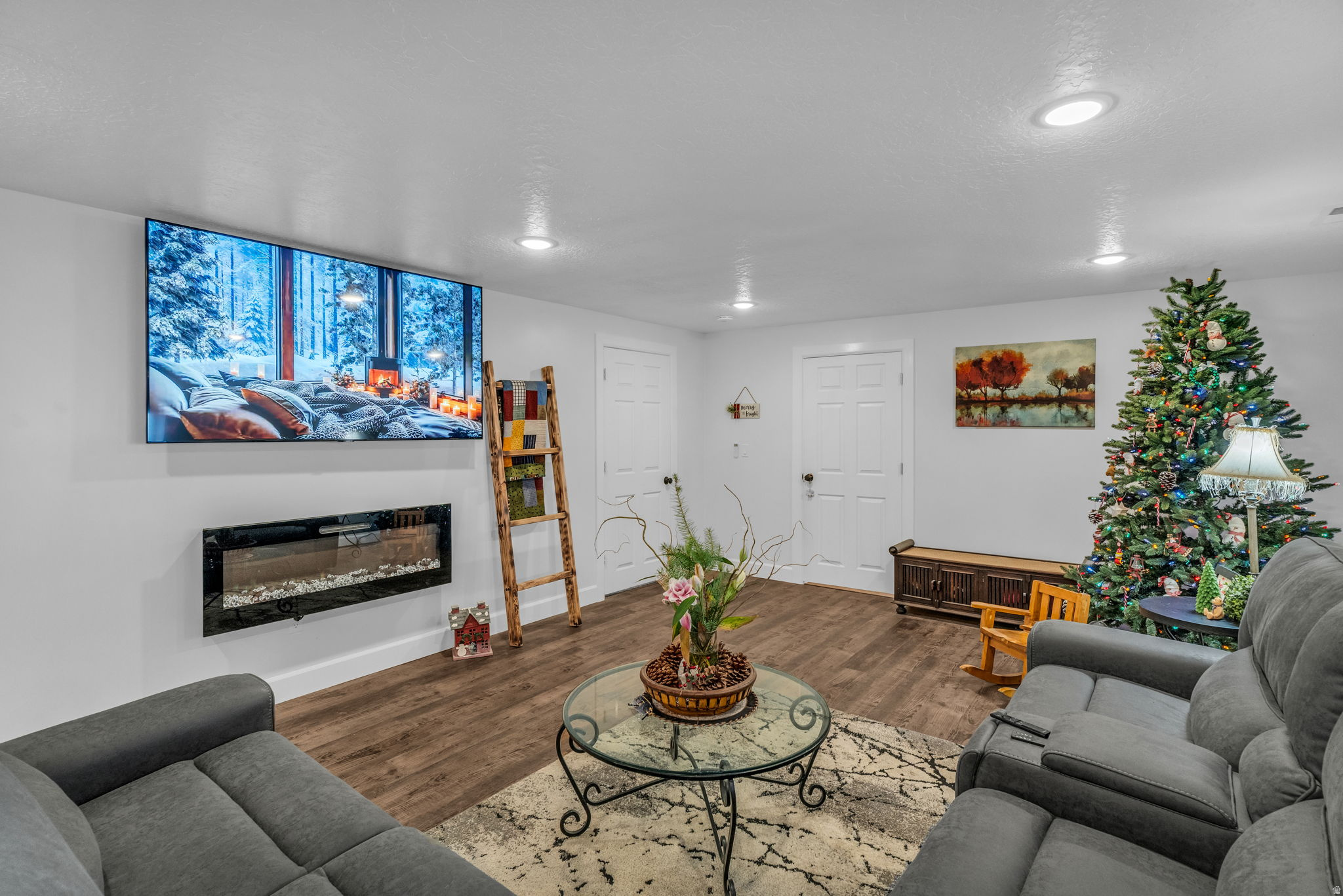 PHEASANT VILLAGE - Residential