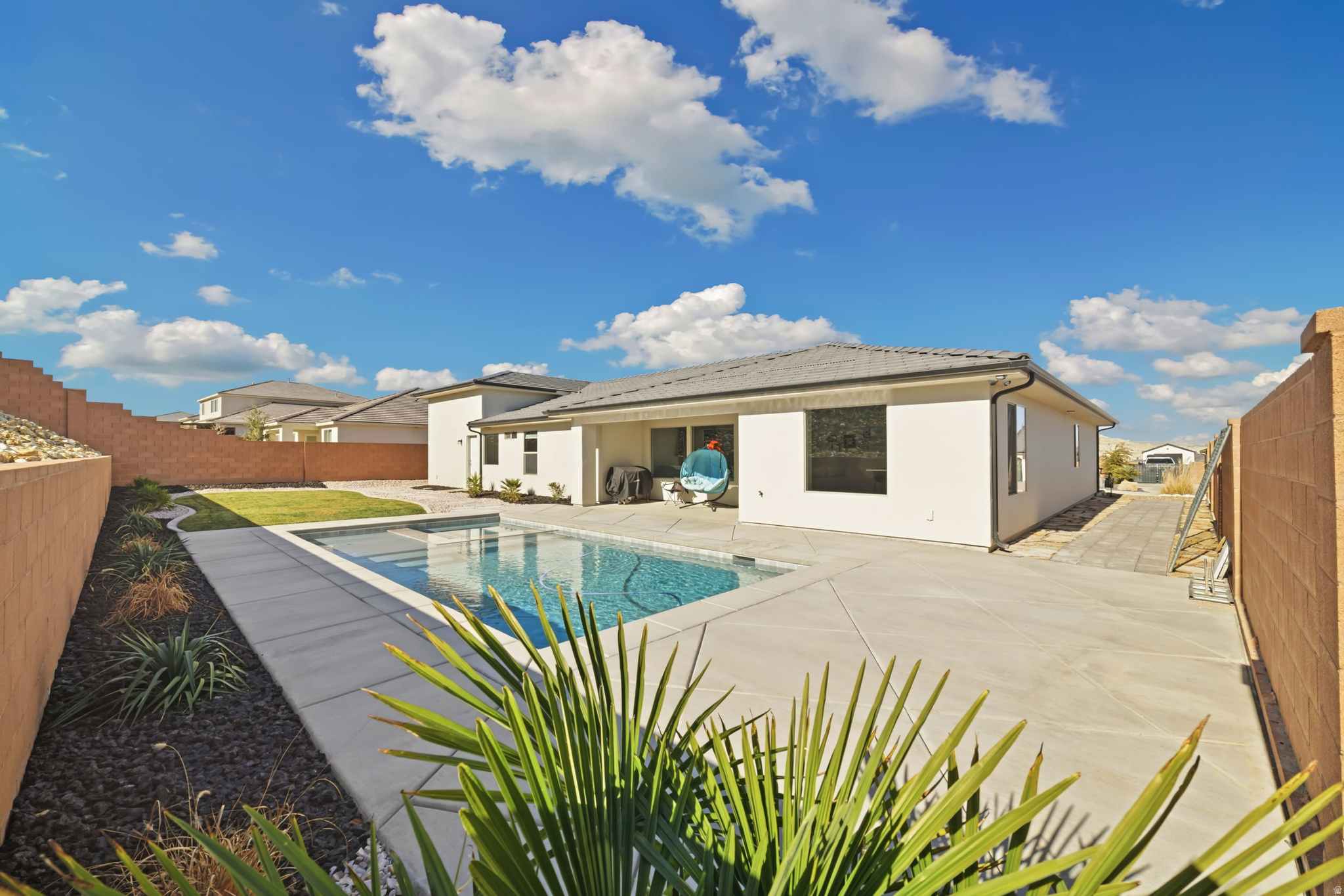 SAND RIDGE PH 4 - Residential