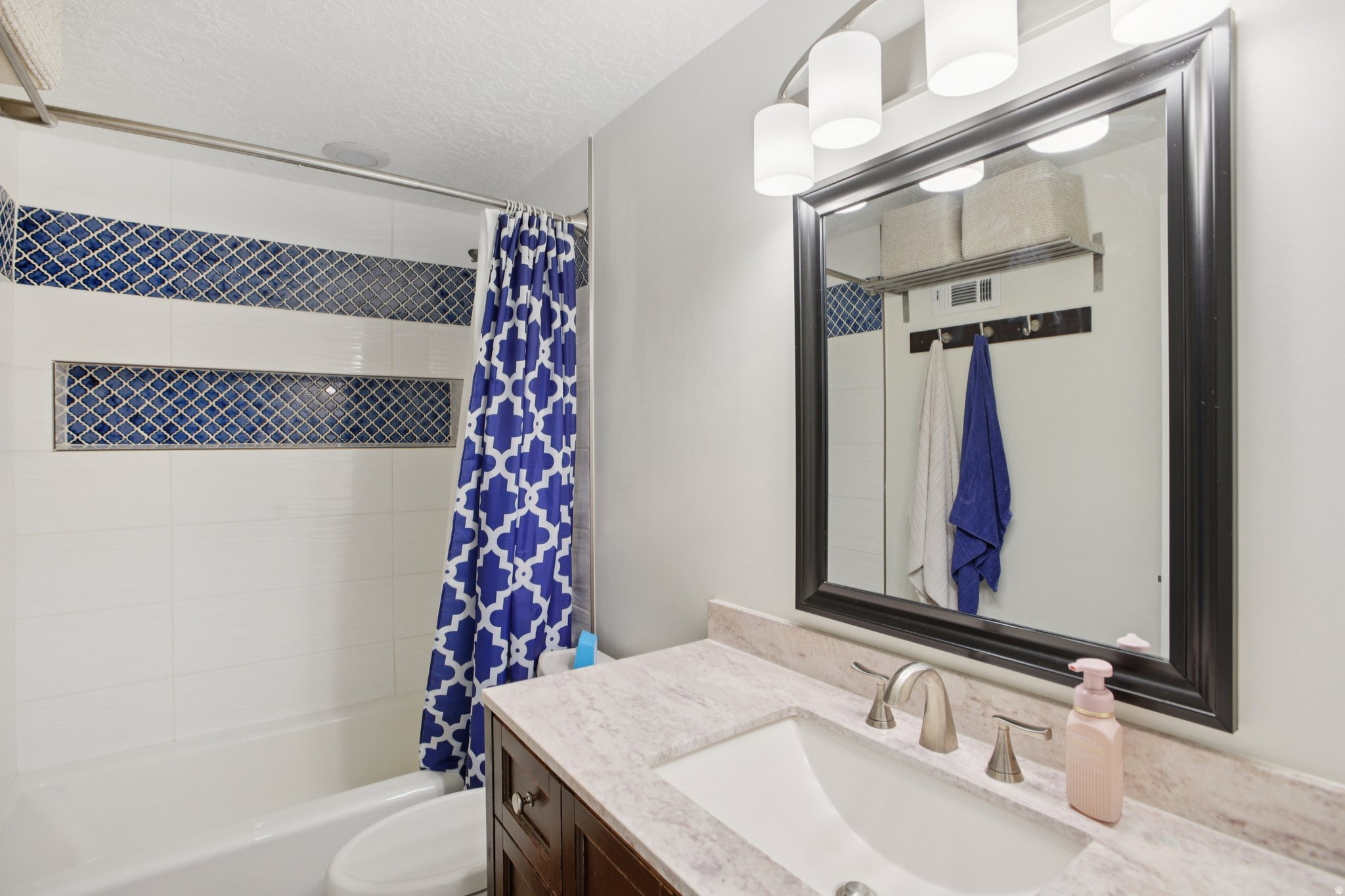 OQUIRRH HIGHLANDS - Residential