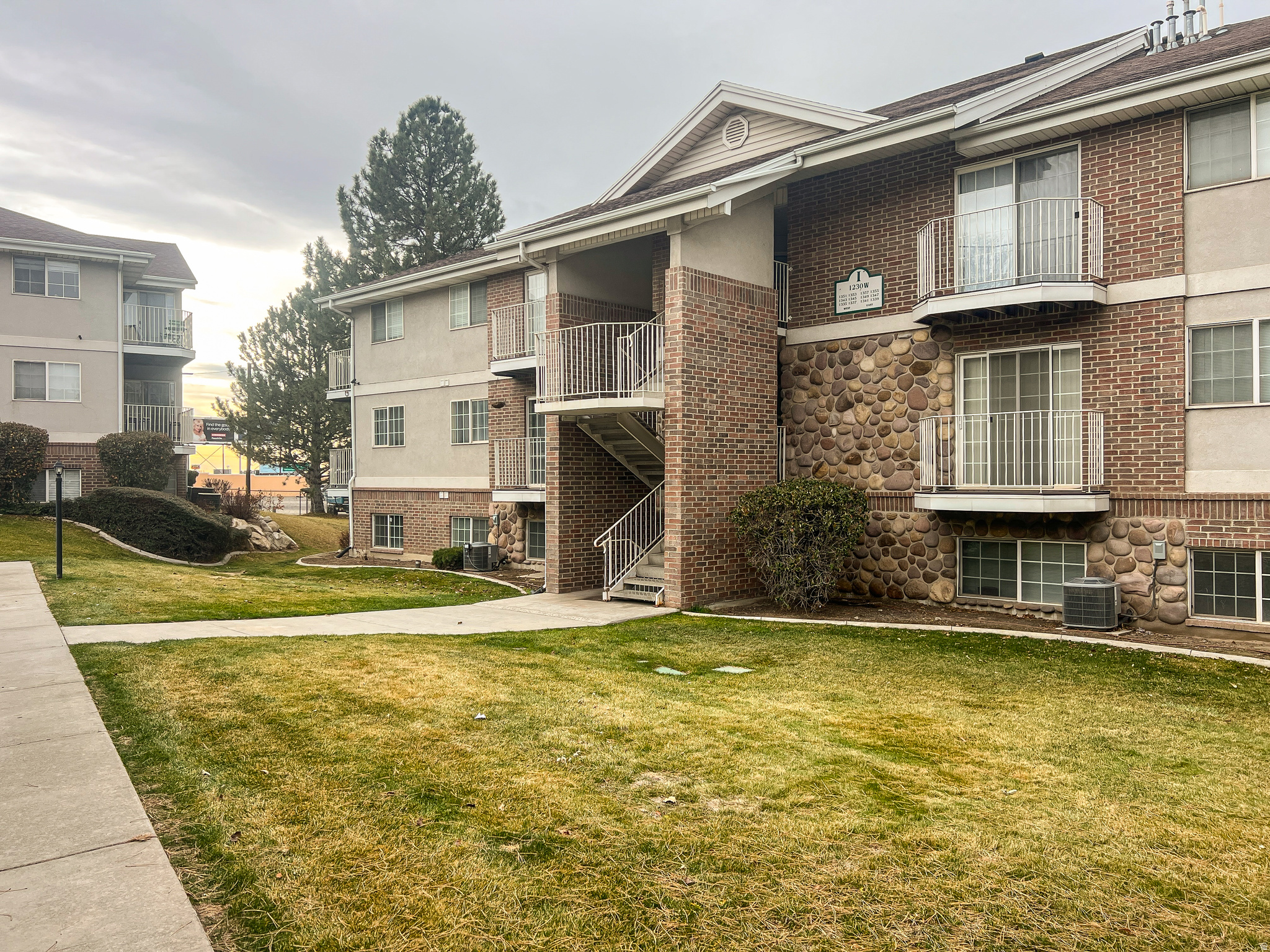 STONEBROOK CONDO - Residential