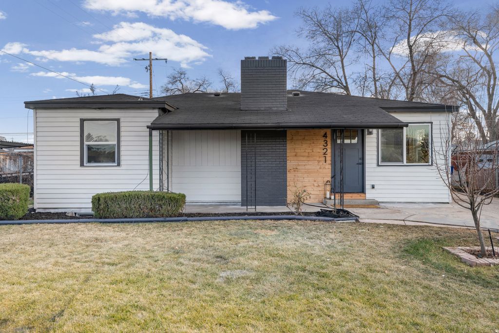 Photo of 4321 W 5740 S, Kearns, UT 84118 (MLS # 2136121)