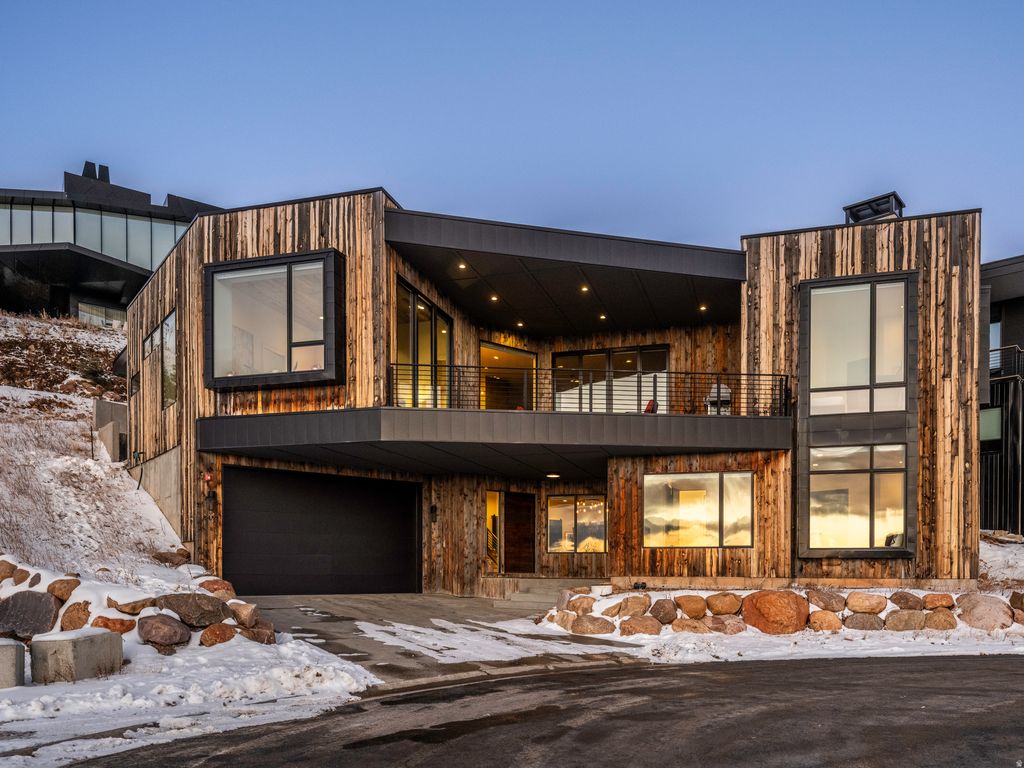 Photo of 8452 E SPRING RD, Eden, UT 84310 (MLS # 2127907)