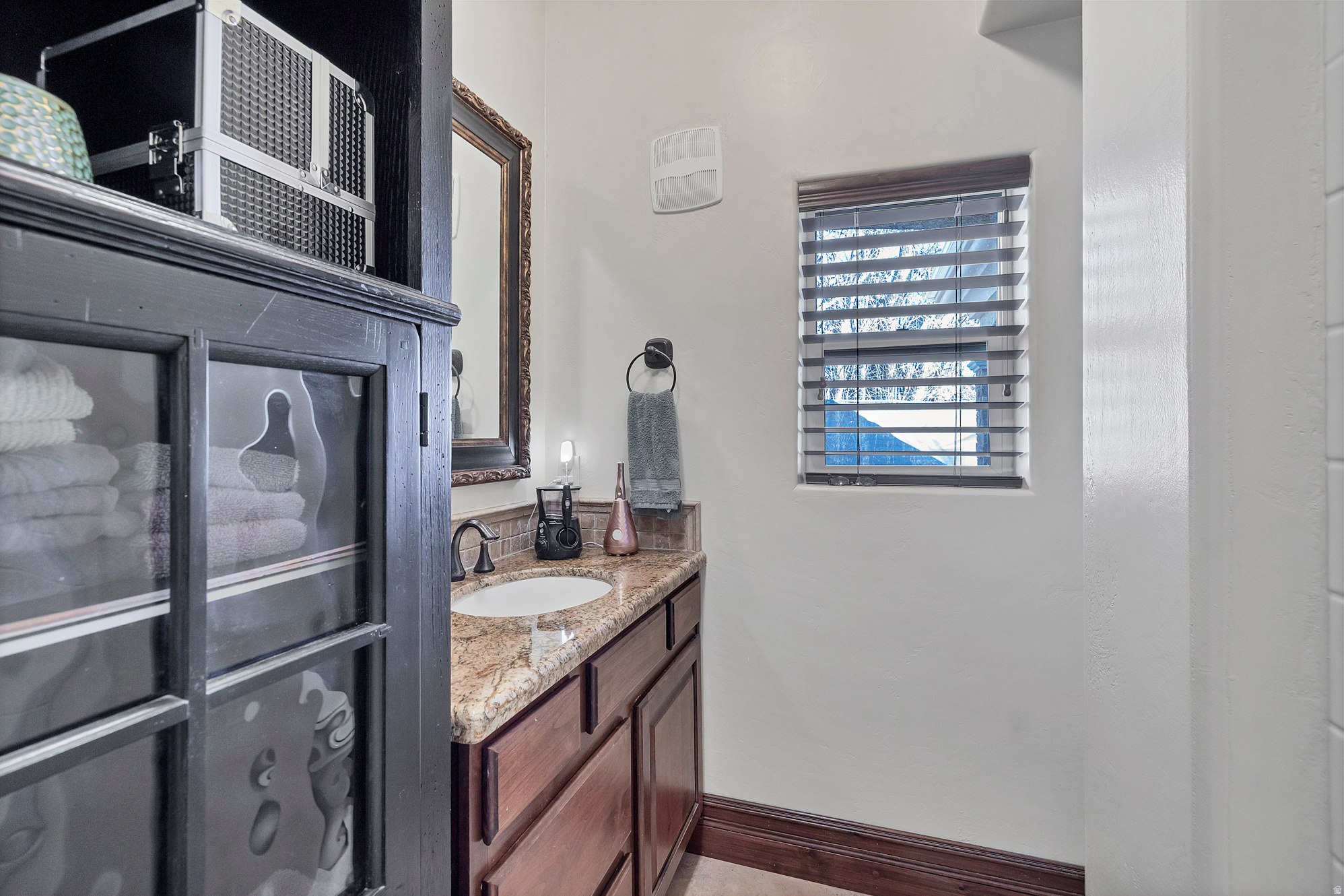 RIVER FRONT EST - Residential