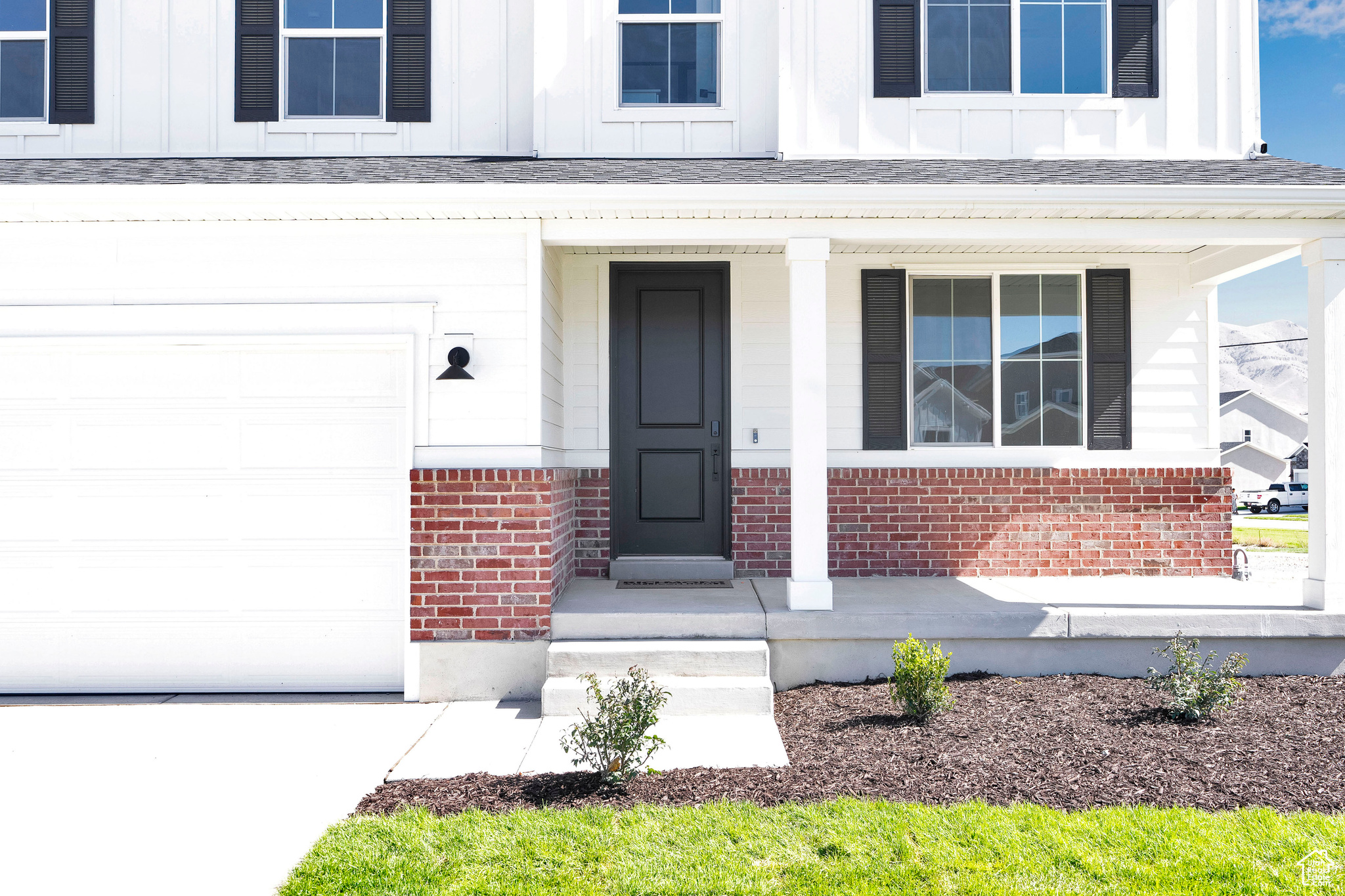 PONY EXPRESS ESTATES - Residential