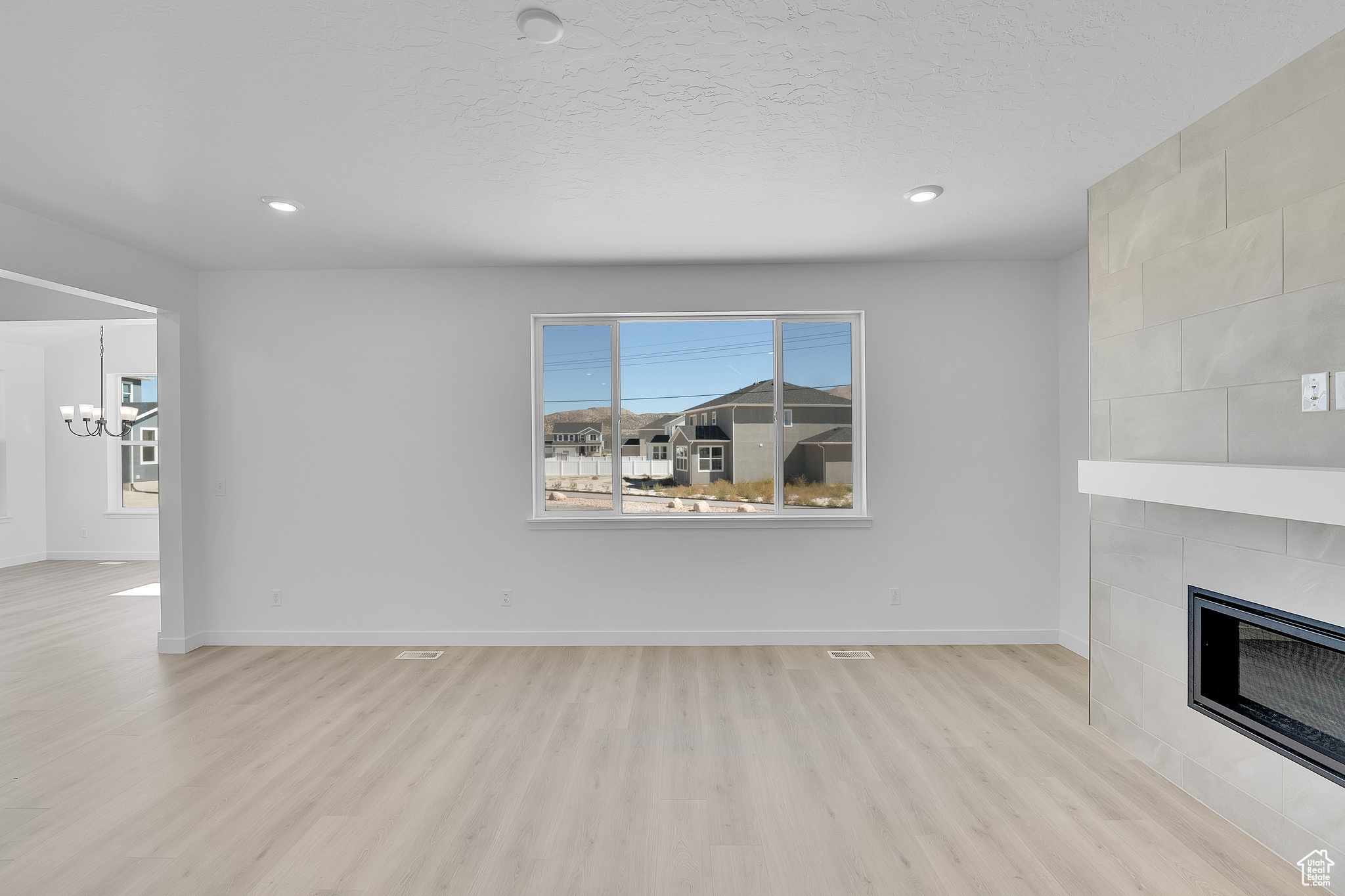 PONY EXPRESS ESTATES - Residential