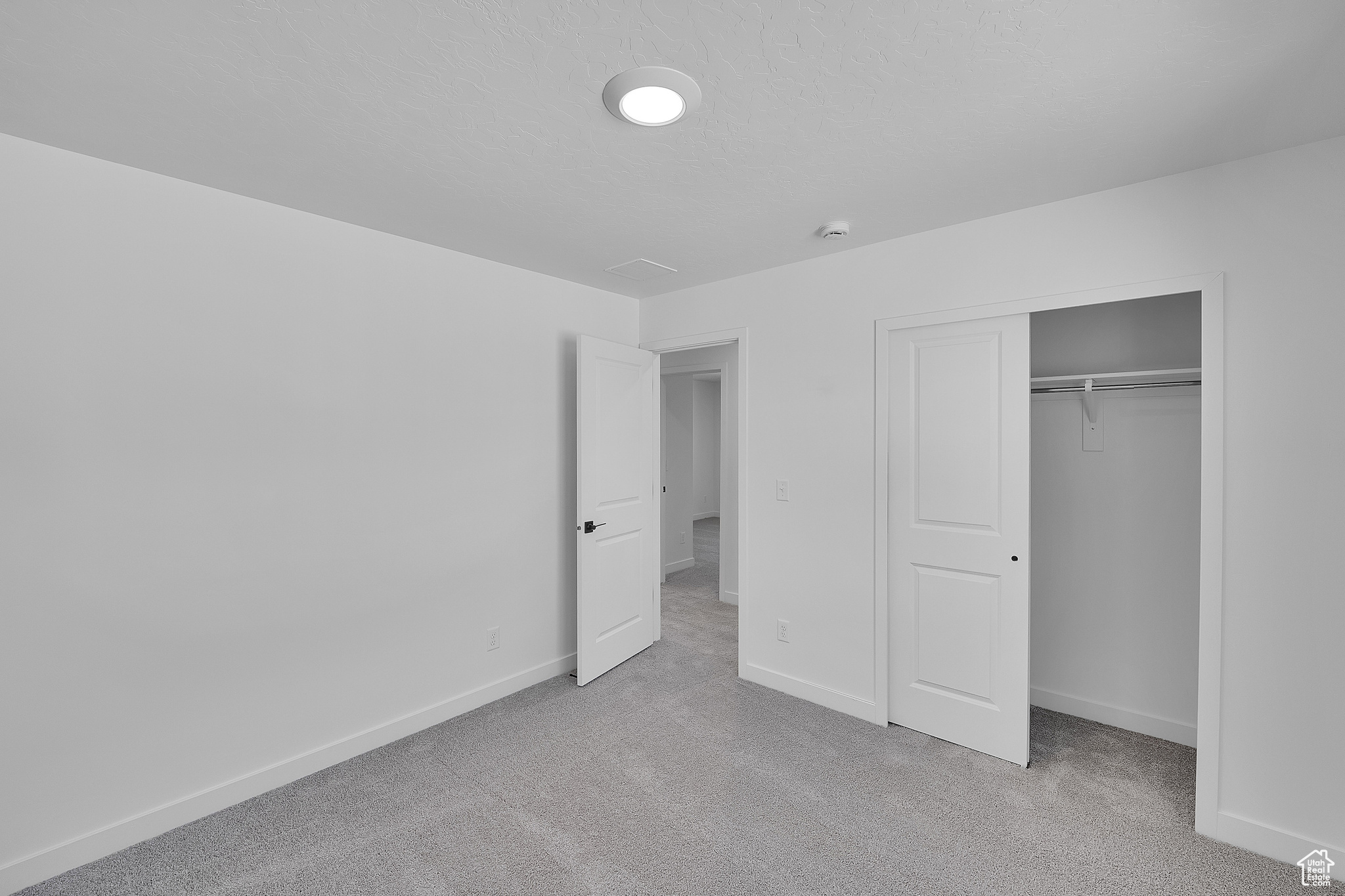 PONY EXPRESS ESTATES - Residential