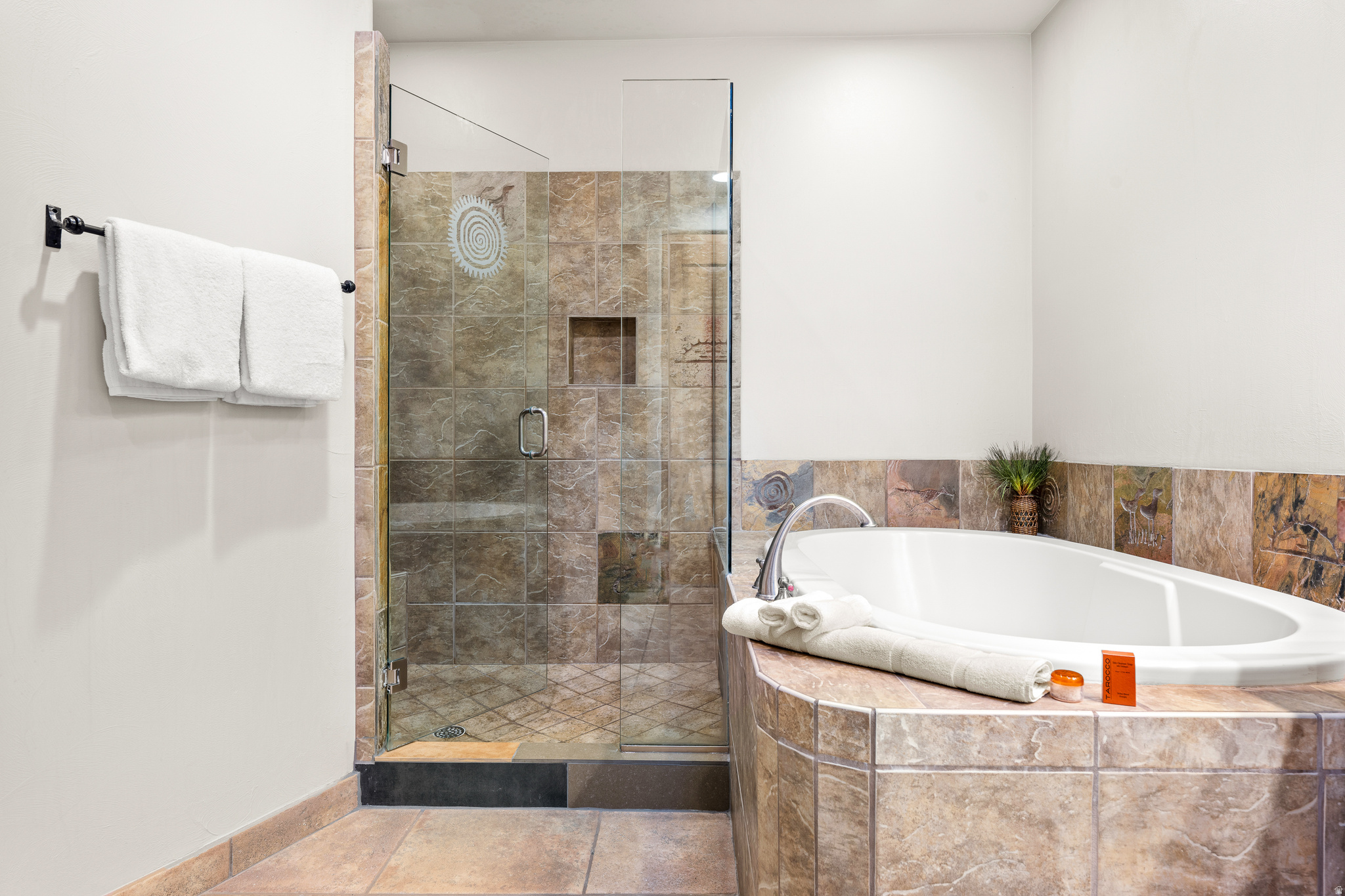 THE INN AT ENTRADA - Residential