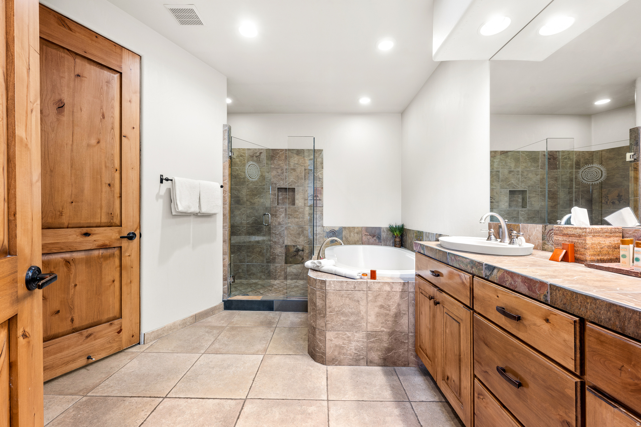 THE INN AT ENTRADA - Residential