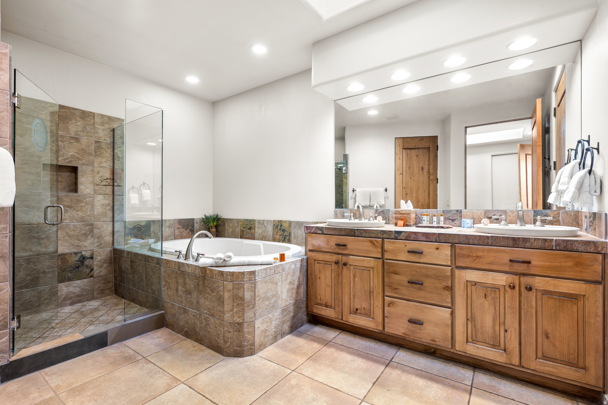 THE INN AT ENTRADA - Residential