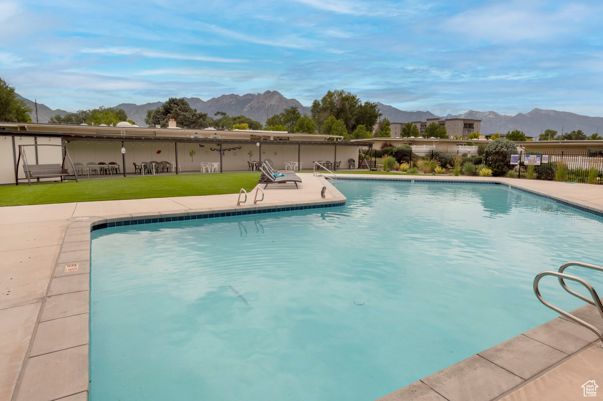 CAPRI PARK HOMES 2 - Residential