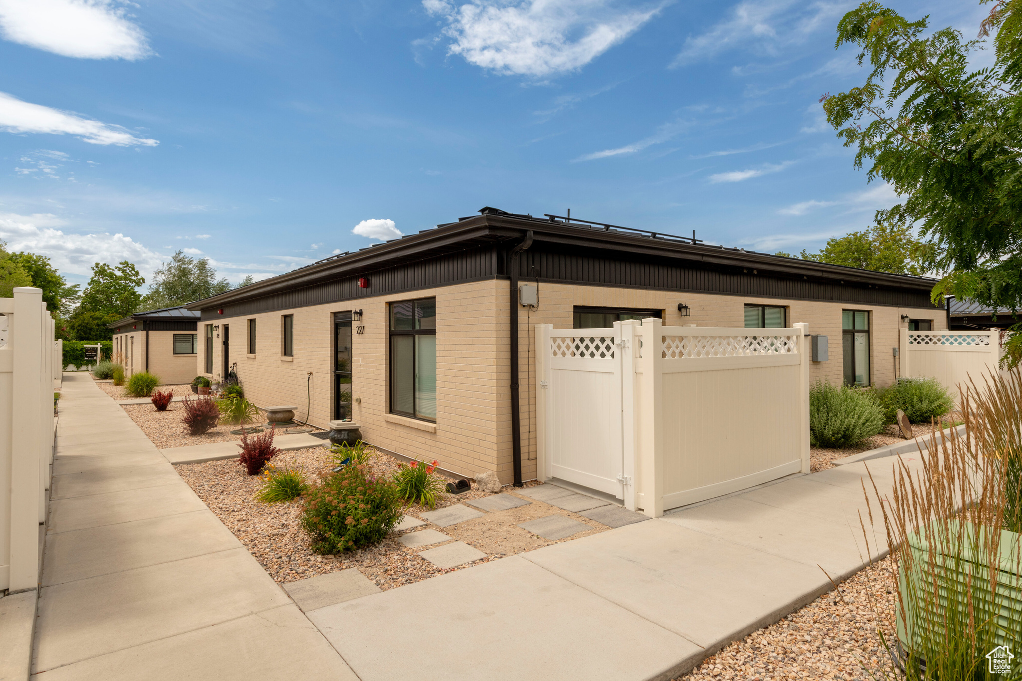 CAPRI PARK HOMES 2 - Residential