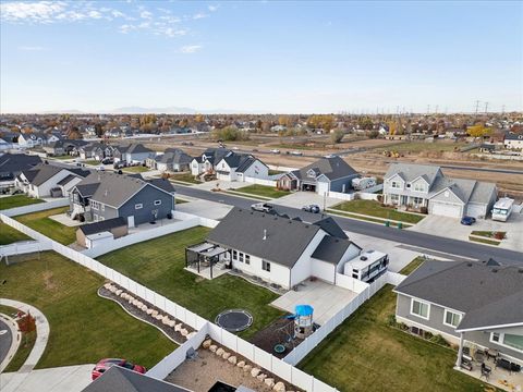 Tiny photo for 3277 W 775 N, Layton, UT 84041 (MLS # 2123577)
