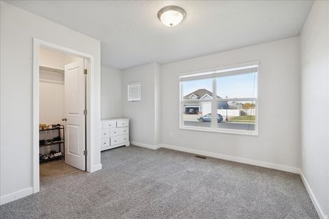 Tiny photo for 3277 W 775 N, Layton, UT 84041 (MLS # 2123577)
