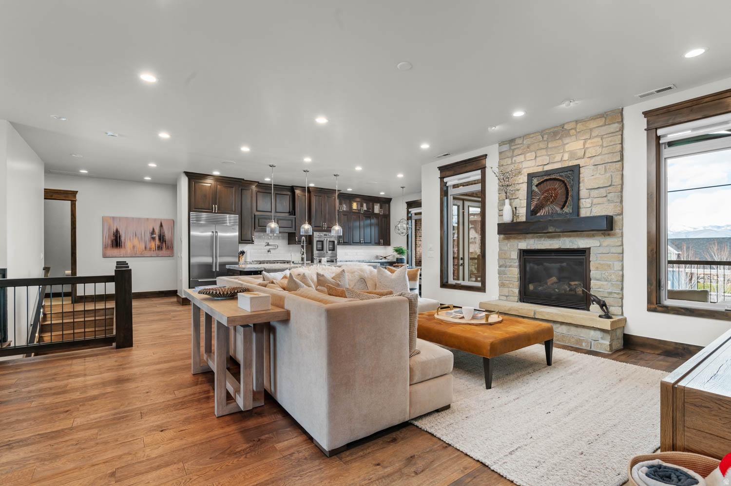 CROSSINGS LAKE CREEK - Residential