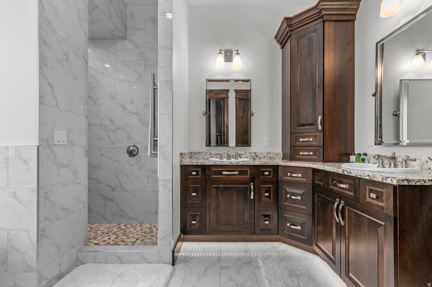 CROSSINGS LAKE CREEK - Residential