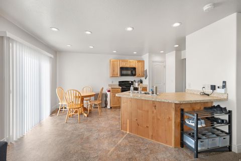 Tiny photo for 1884 E 280 S, Spanish Fork, UT 84660 (MLS # 2134663)