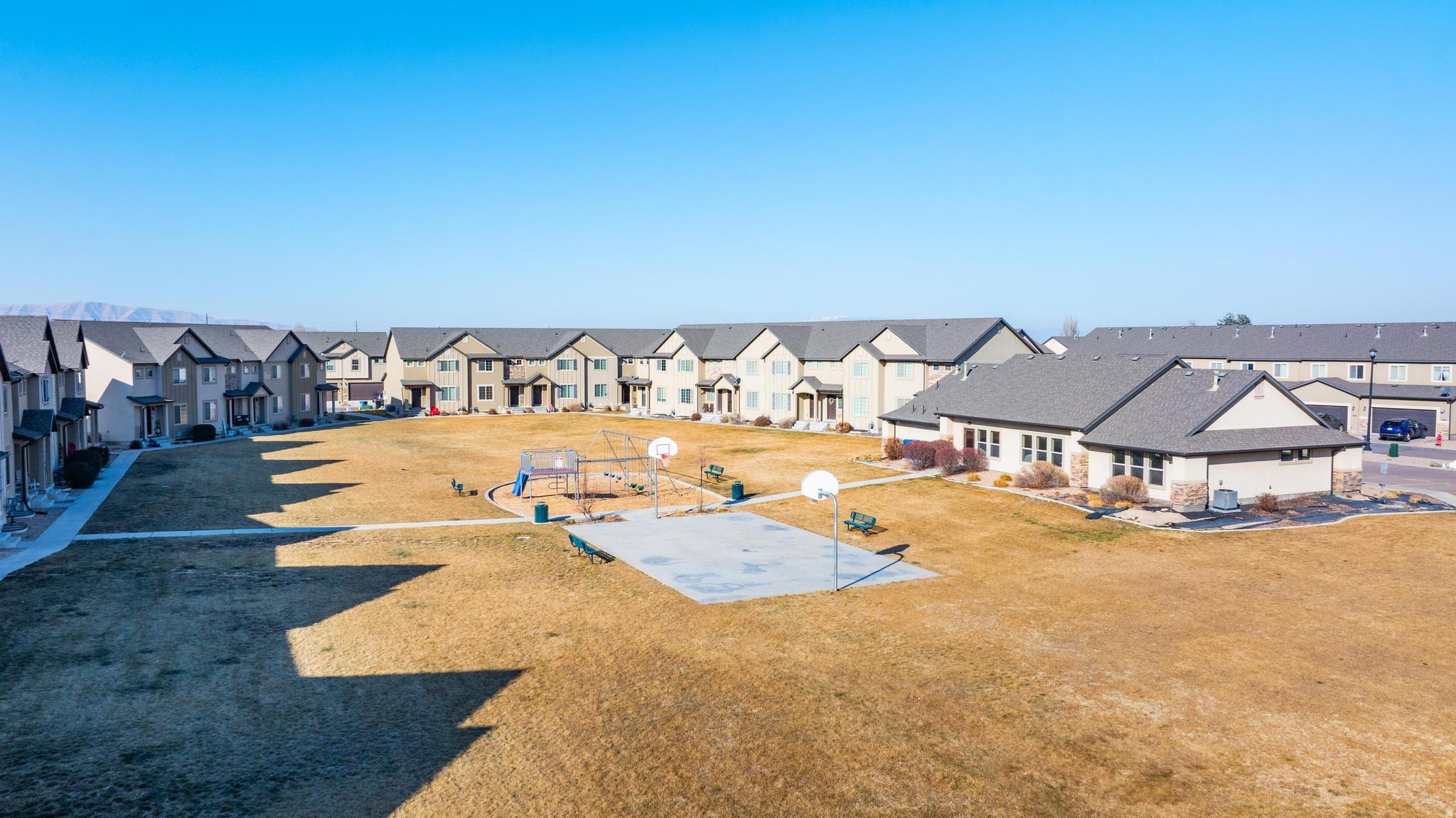 MAPLE MOUNTAIN - Residential