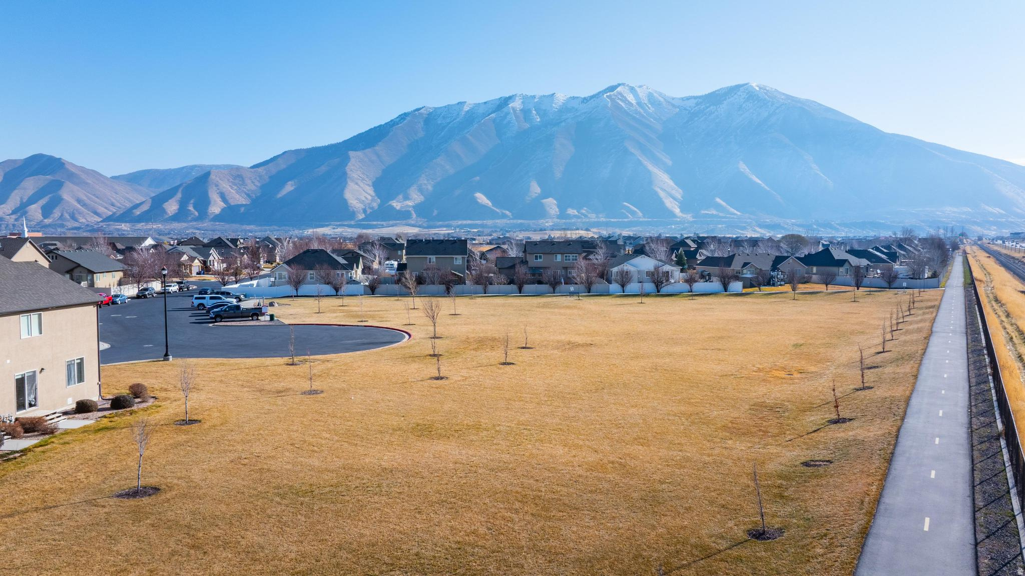 MAPLE MOUNTAIN - Residential