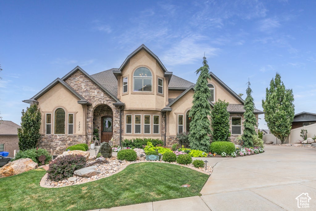 Photo of 1391 N COMPTON RD, Farmington, UT 84025 (MLS # 2175811)