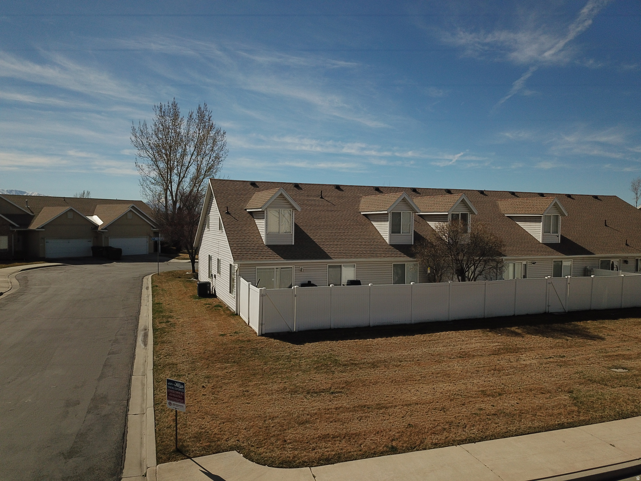 RIDERWOOD VILLAGE - Residential Income