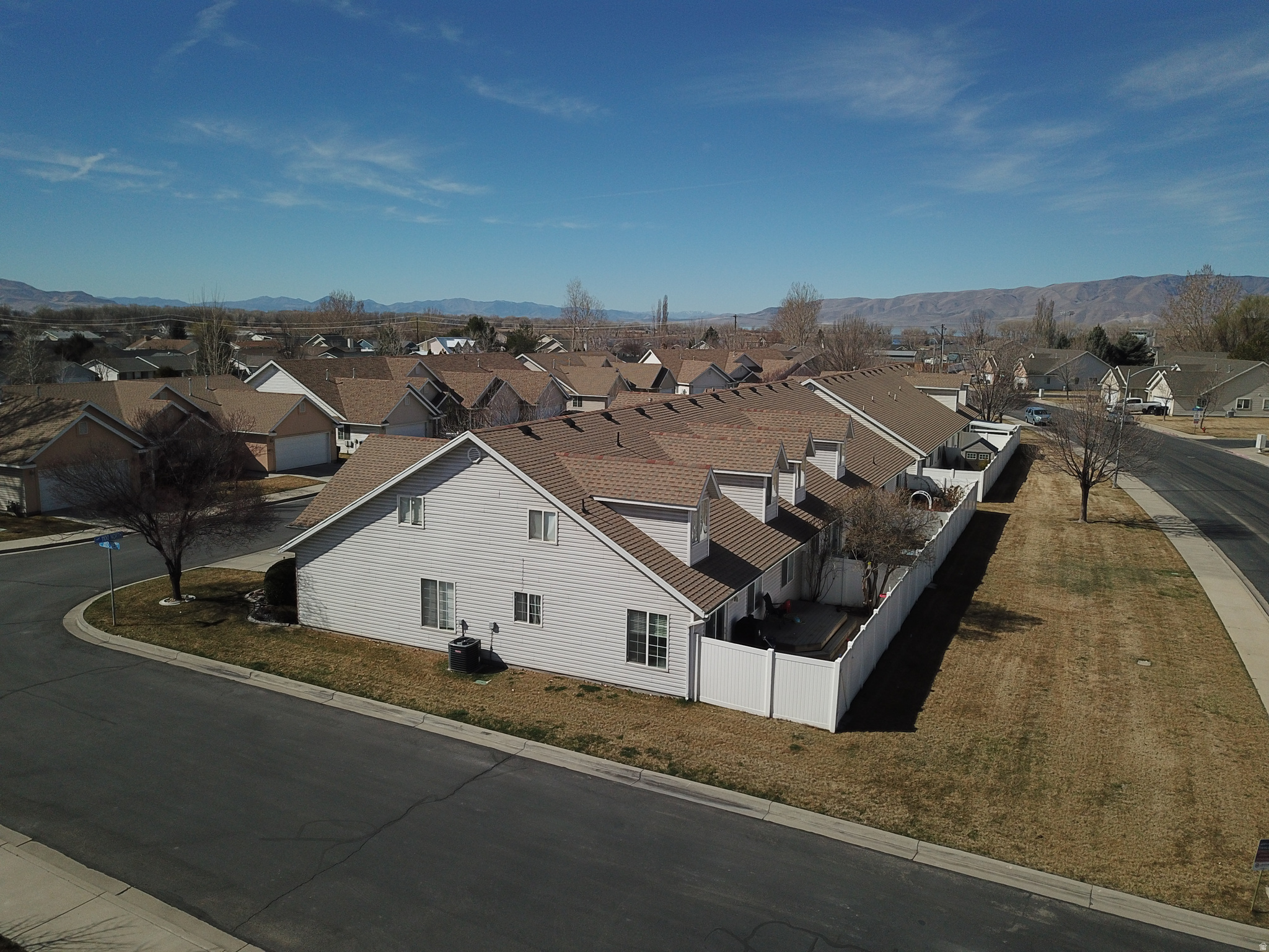 RIDERWOOD VILLAGE - Residential Income