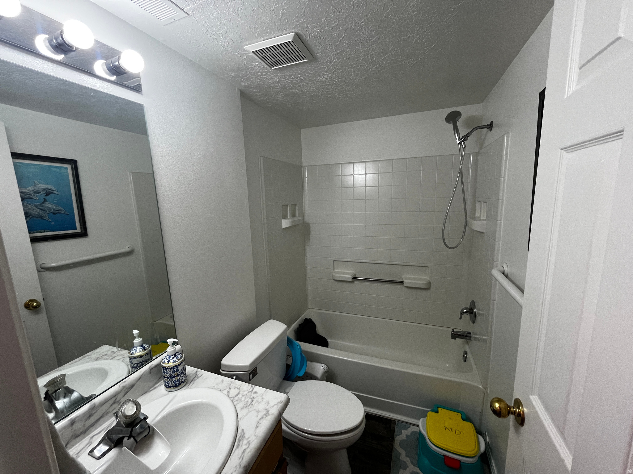 RIDERWOOD VILLAGE - Residential Income