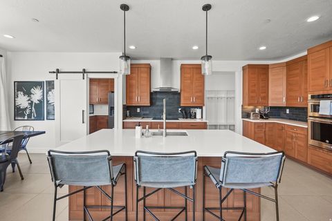 Tiny photo for 15008 S SPRINGTIME RD, Draper (UT Cnty), UT 84020 (MLS # 2155508)
