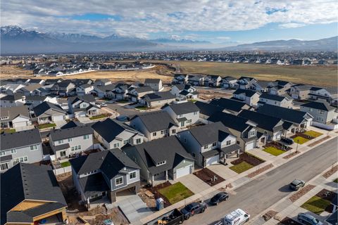 Tiny photo for 12007 S MOUNT MORAN WAY #605, Herriman, UT 84096 (MLS # 2126848)