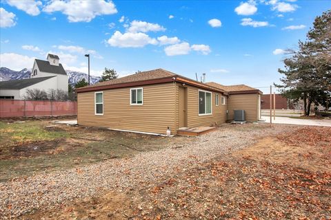 Tiny photo for 971 E 10600 S, Sandy, UT 84094 (MLS # 2125420)