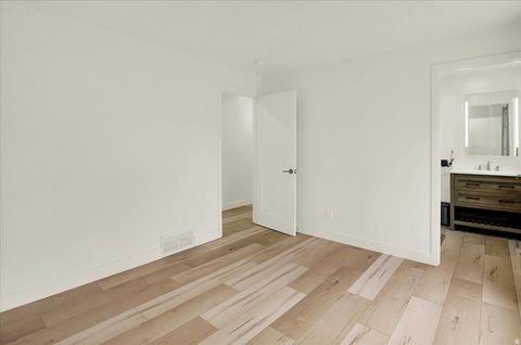 Tiny photo for 971 E 10600 S, Sandy, UT 84094 (MLS # 2125420)