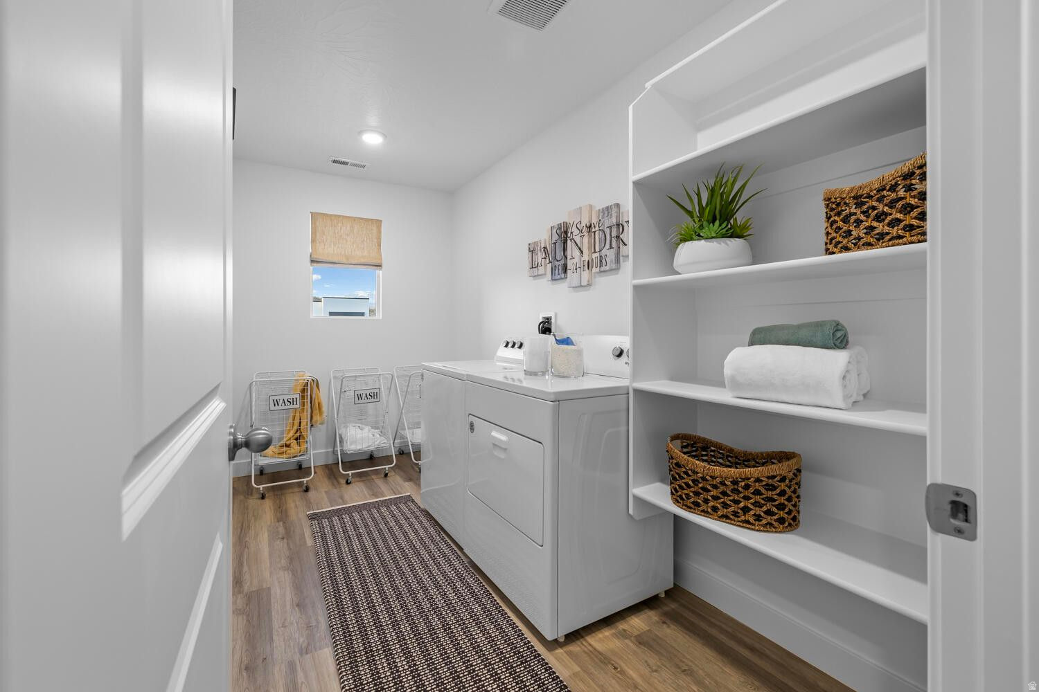 LONG VALLEY - Residential