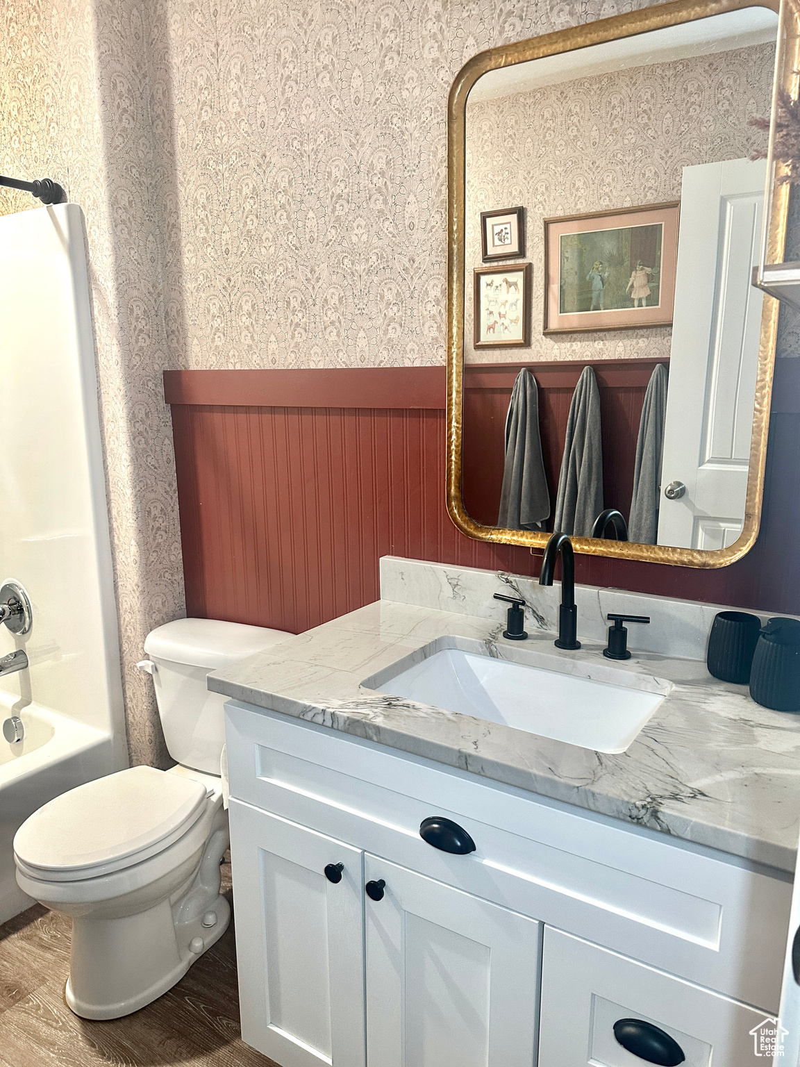 HUNTER HOLLOW SUBDIVISION - Residential